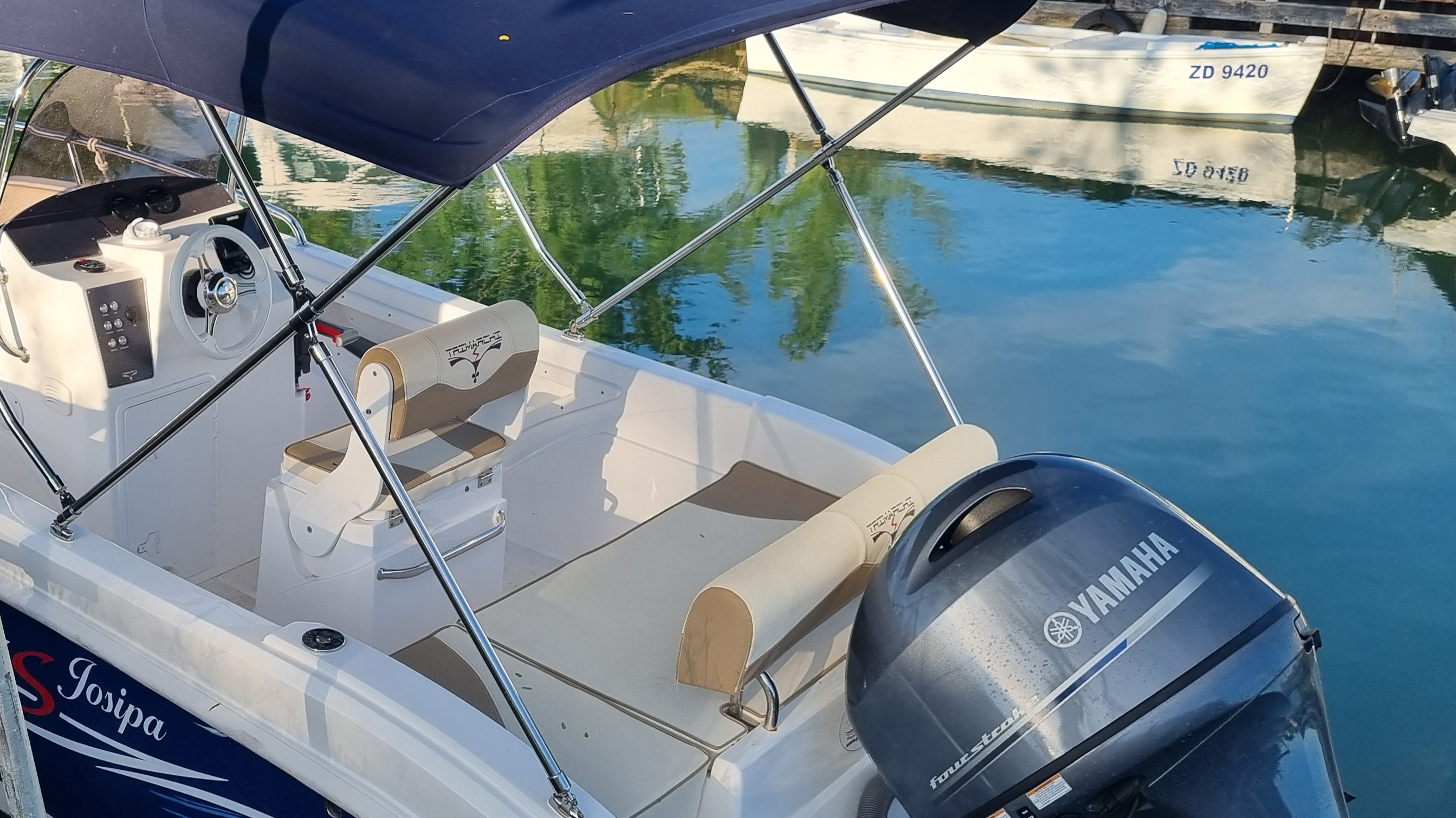 Trimarchi 57s back side